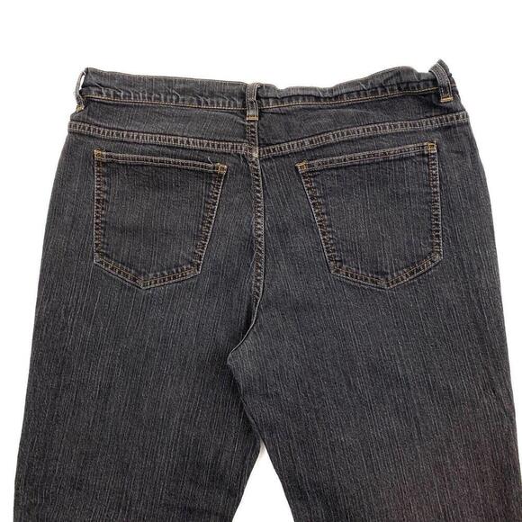 DKNY Soho Jean Bootcut Women's size 16 Short Black Denim jeans - Picture 2 of 4